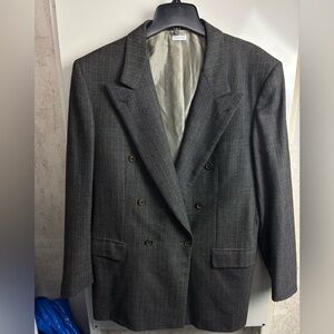 Brioni Double-Breasted wool cashmere peak lapel sport coat